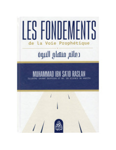 Couverture avant Les Fondements De La Voie Prophétique cheikh Raslan